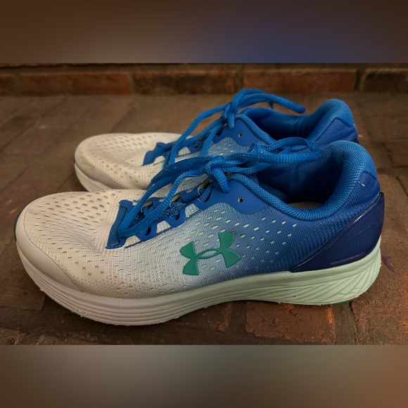 Under Armour Girls Charged Bandit 4 Athletic Running Gym Shoes Sneakers Ombre 6Y - Picture 3 of 16